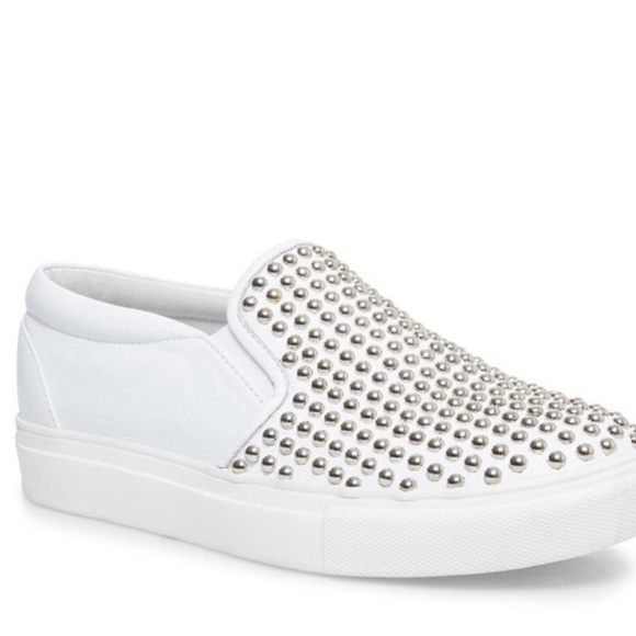NIB STEVE MADDEN TORIN WHITE STUD SNEAKERS - Picture 4 of 8